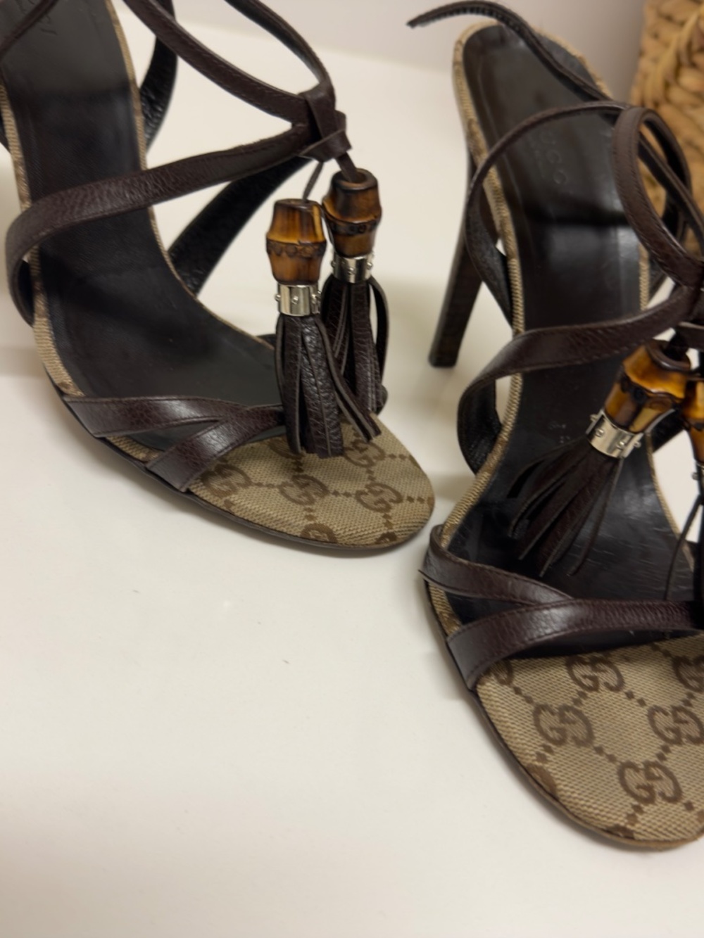 Gucci Brown GG Canvas and Leather Open Toe Bamboo Tassel Sandal Size 38 1/2 - Picture 2 of 14